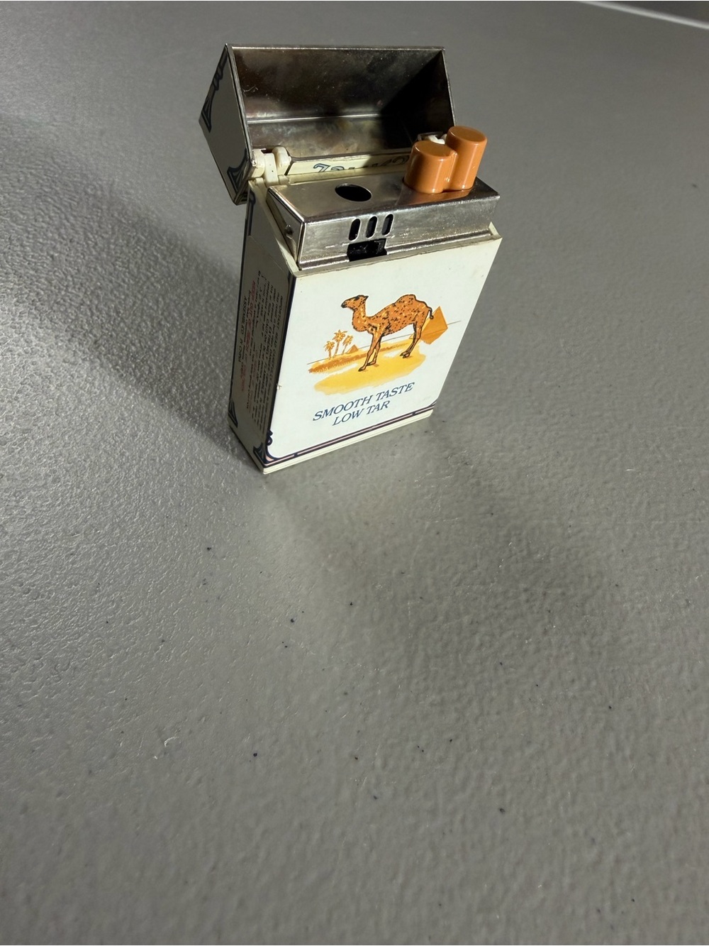 Vintage Camel Smooth Taste Low Tar Refillable Metal Lighter - Novelty